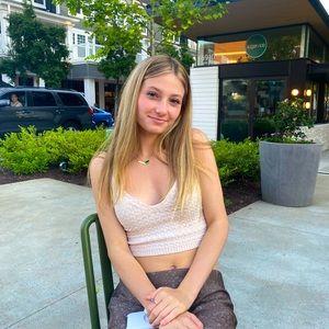 Meet your Posher, Tori